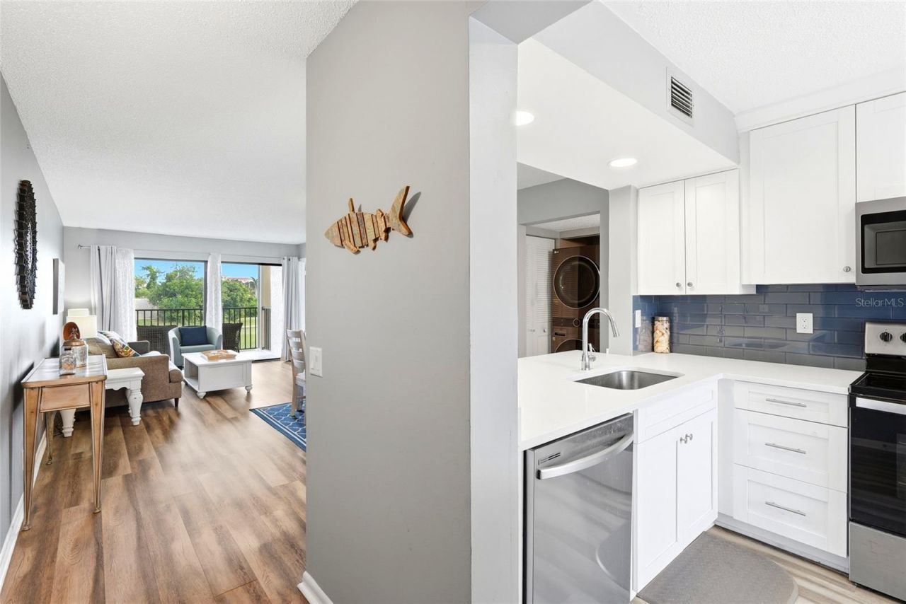 6105 Palma Del Mar Boulevard S, Unit 219, Saint Petersburg, FL 33715 Photo