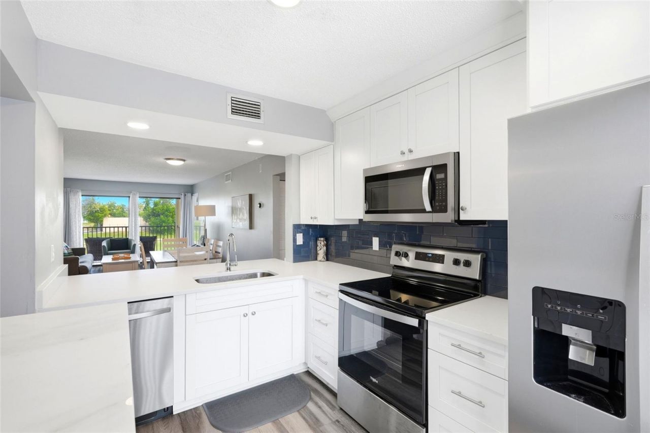 6105 Palma Del Mar Boulevard S, Unit 219, Saint Petersburg, FL 33715 Photo
