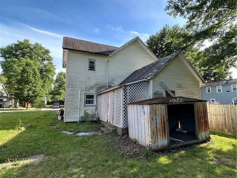 341 Saint Clair Avenue SW, New Philadelphia, OH 44663 Photo 6