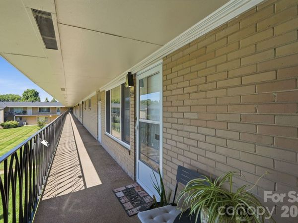 3010 Crosby Road , Unit 210, Charlotte, NC 28211