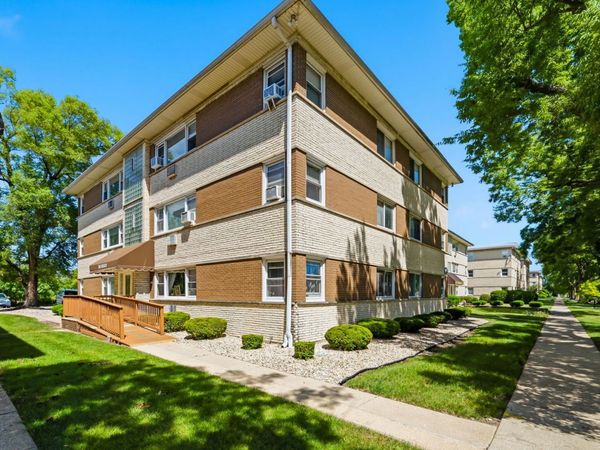 320 Beach Avenue , Unit 3C, La Grange Park, IL 60526