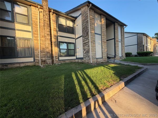 5209 Nowata Road , Unit B-101, Bartlesville, OK 74006