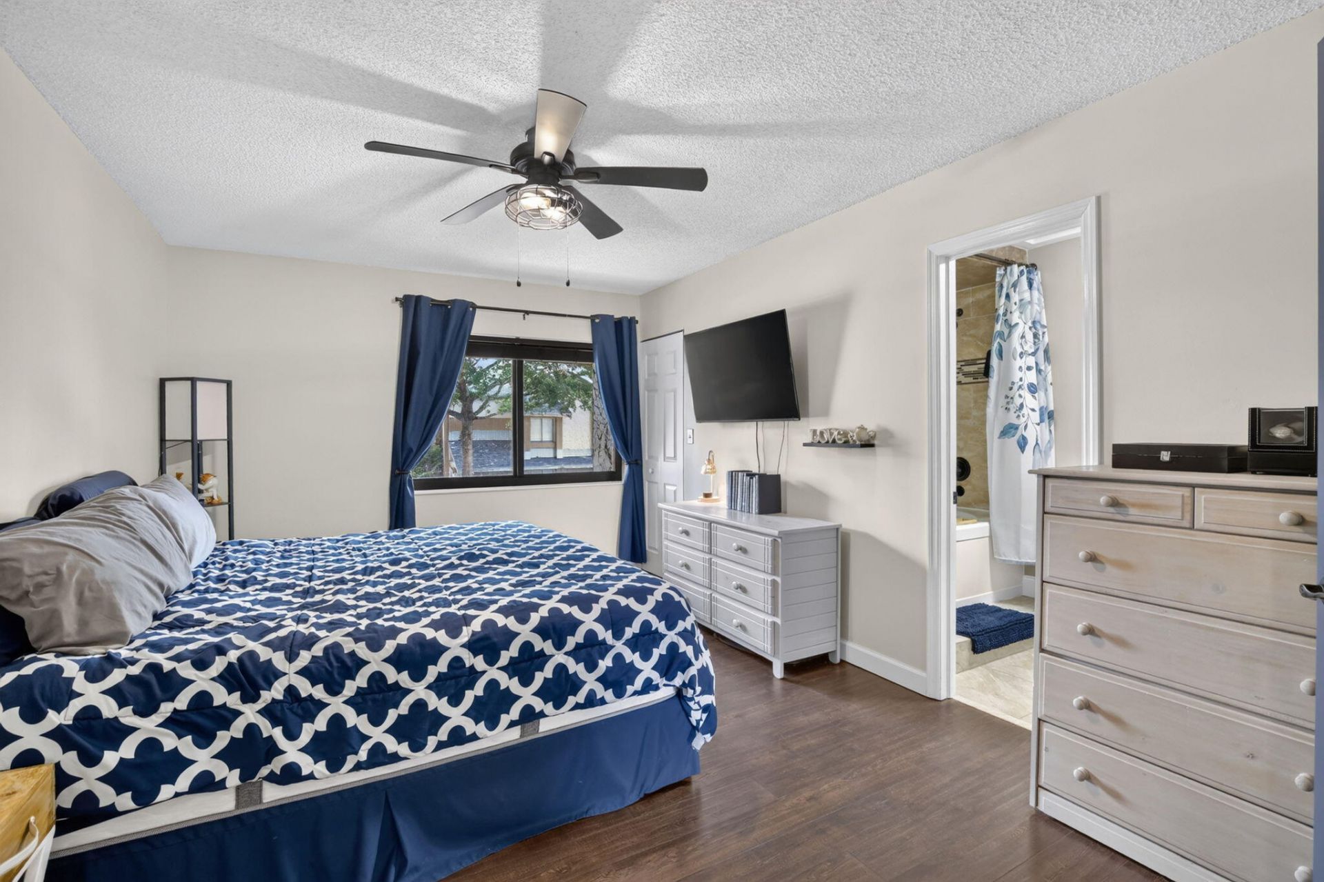 124 Wimbledon Lake Drive, Plantation, FL 33324 Photo