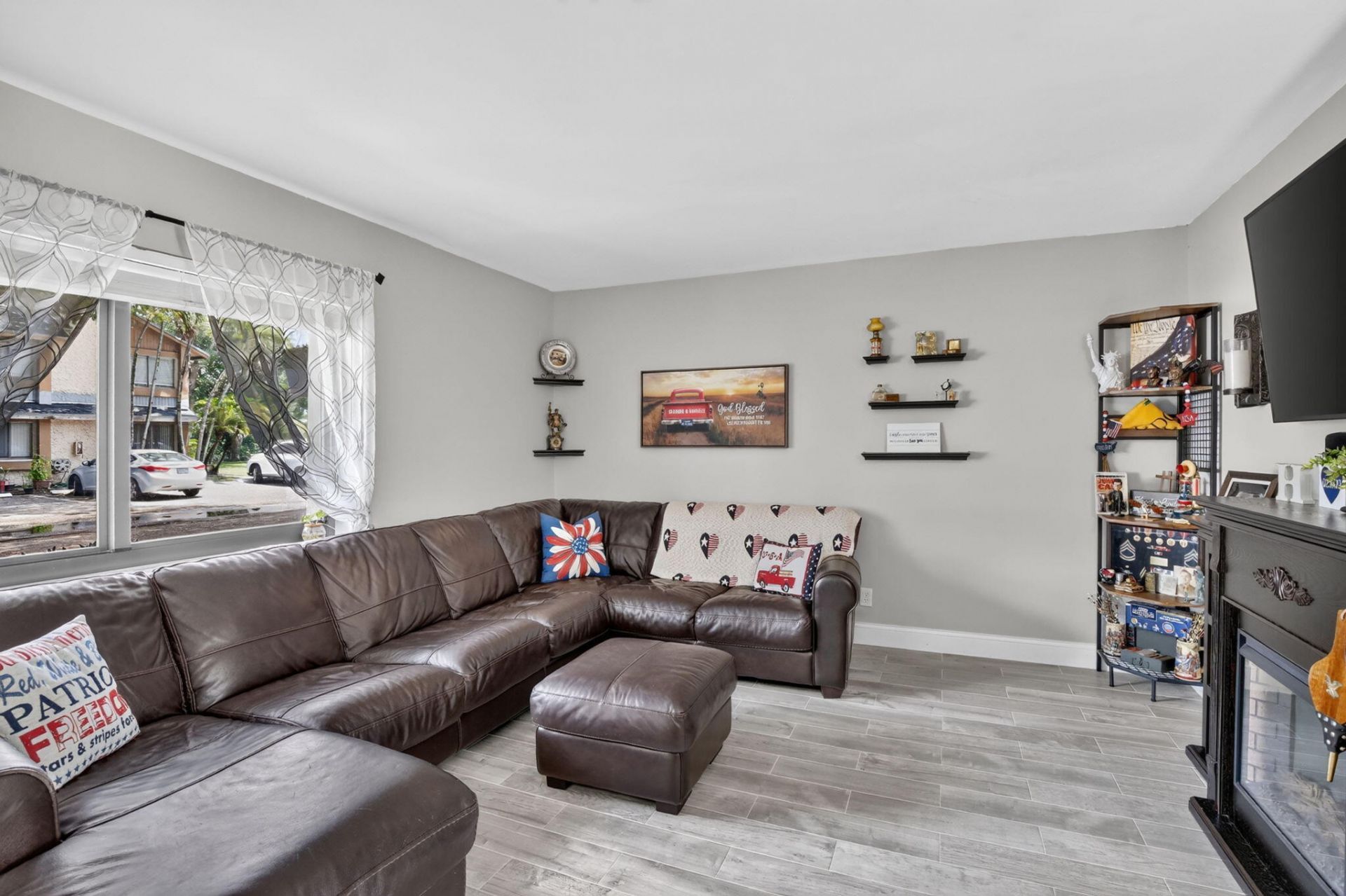 124 Wimbledon Lake Drive, Plantation, FL 33324 Photo