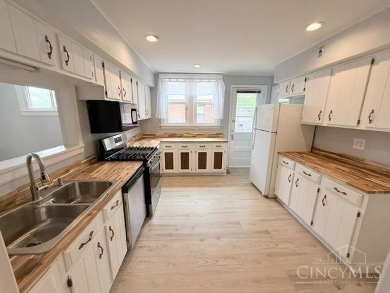 5022 Relleum Avenue, Cincinnati, OH 45238 Photo 6