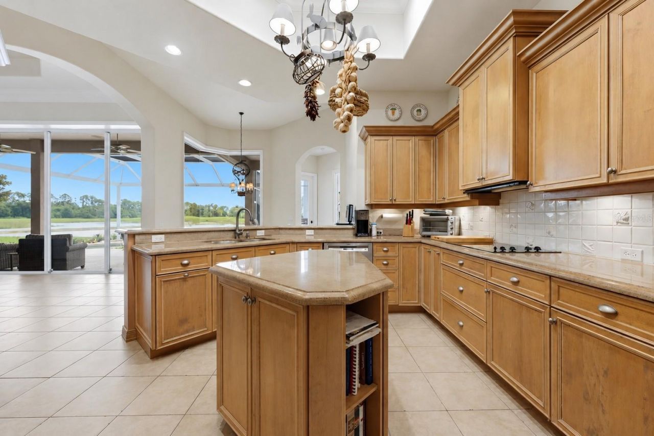 7218 Marlow Place, University Park, FL 34201 Photo