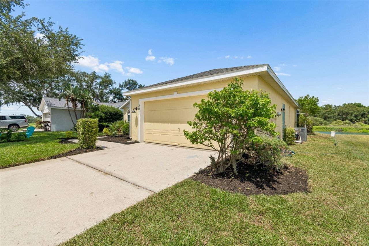 201 113th Street E, Bradenton, FL 34212 Photo
