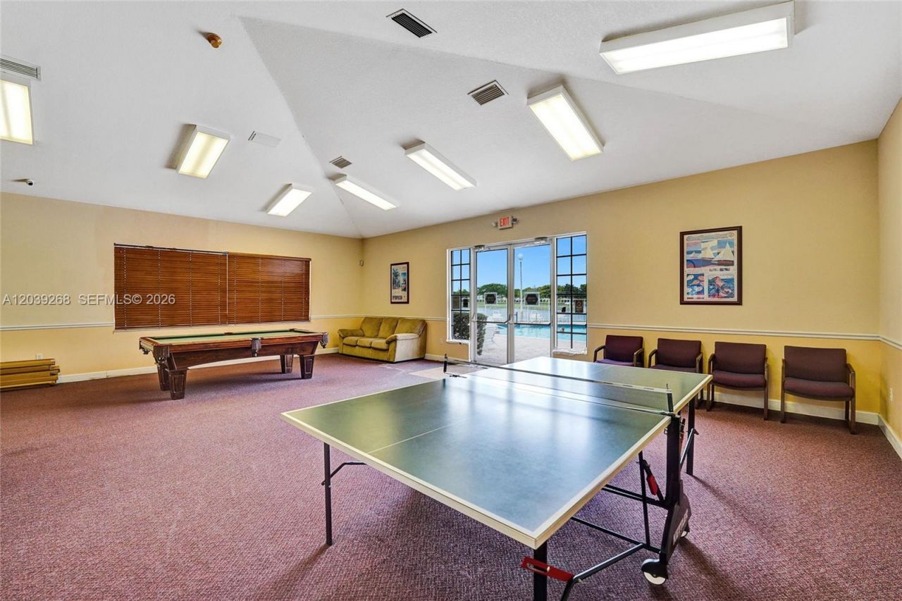 806 NW 208th Way , Pembroke Pines, FL 33029 Photo