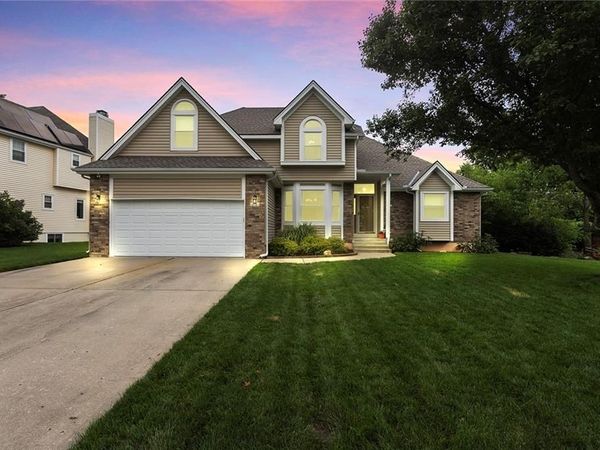 113 SE Breon Street, Lee's Summit, MO 64063