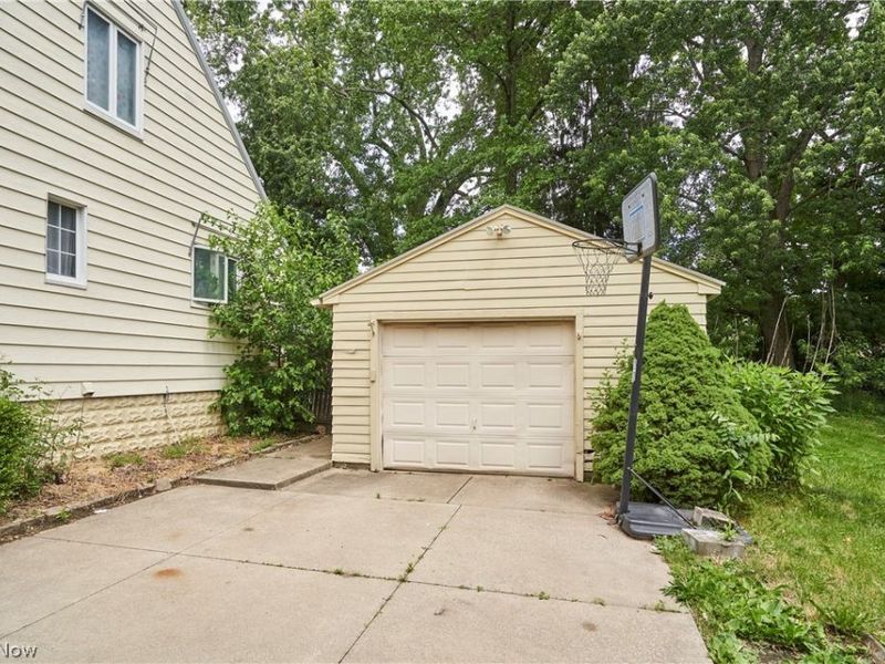157 29th Street NW, Barberton, OH 44203 Photo 11