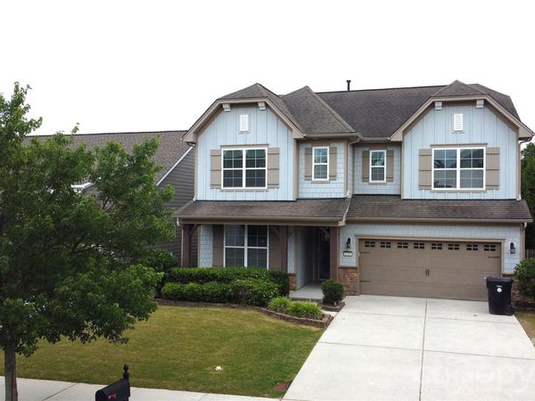 1310 Middlecrest Drive NW, Concord, NC 28027