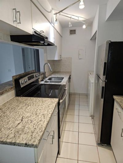 4545 Treehouse Lane, Unit G, Tamarac, FL 33319 Photo