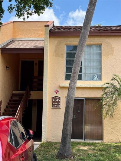 4545 Treehouse Lane, Unit G, Tamarac, FL 33319 Photo