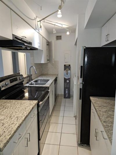4545 Treehouse Lane, Unit G, Tamarac, FL 33319 Photo