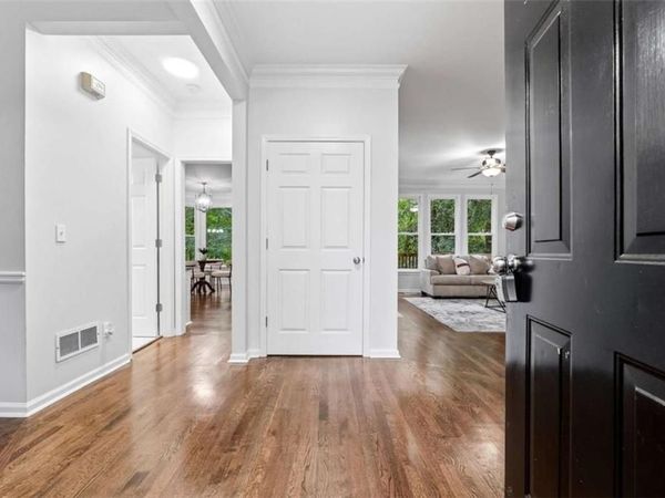 6018 Vicksburg Court , Conyers, GA 30094