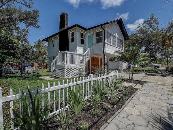 212 48TH STREET N, ST PETERSBURG, FL 33713