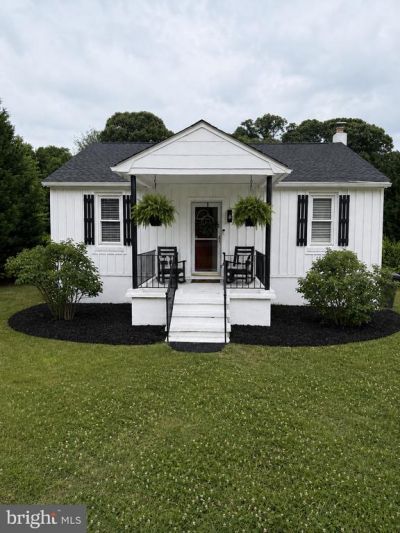 8829 FORT SMALLWOOD ROAD, PASADENA, MD 21122