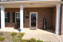 3001 Litchfield Avenue  photo 4