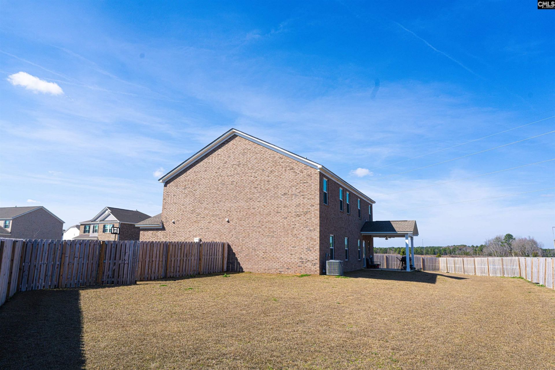 3001 Litchfield Avenue  Photo 6