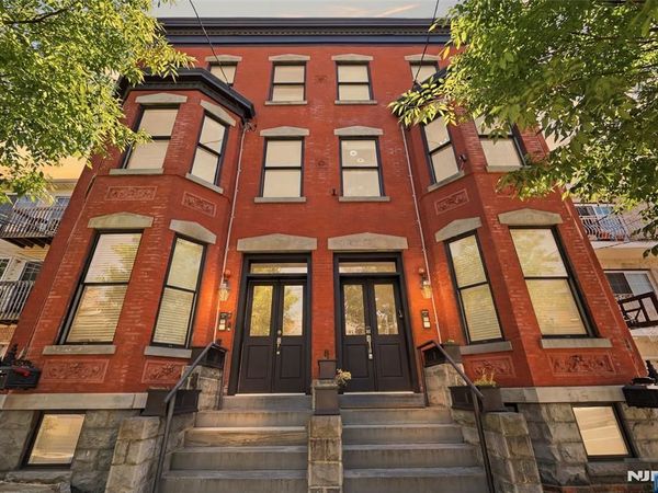 252 Mt Pleasant Avenue 1, Unit 1, NEWARK, NJ 07104