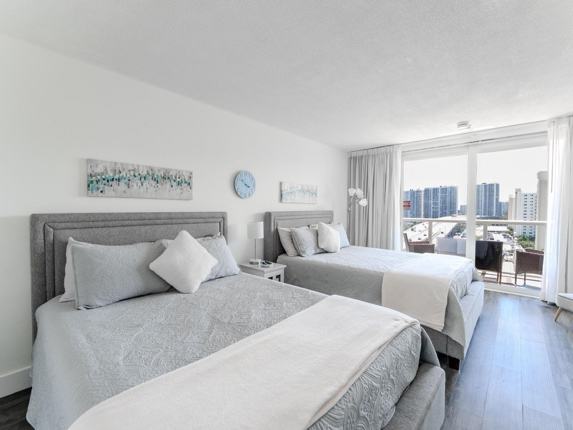 19201 Collins Avenue, Unit 1038, Sunny Isles Beach, FL 33160 Photo