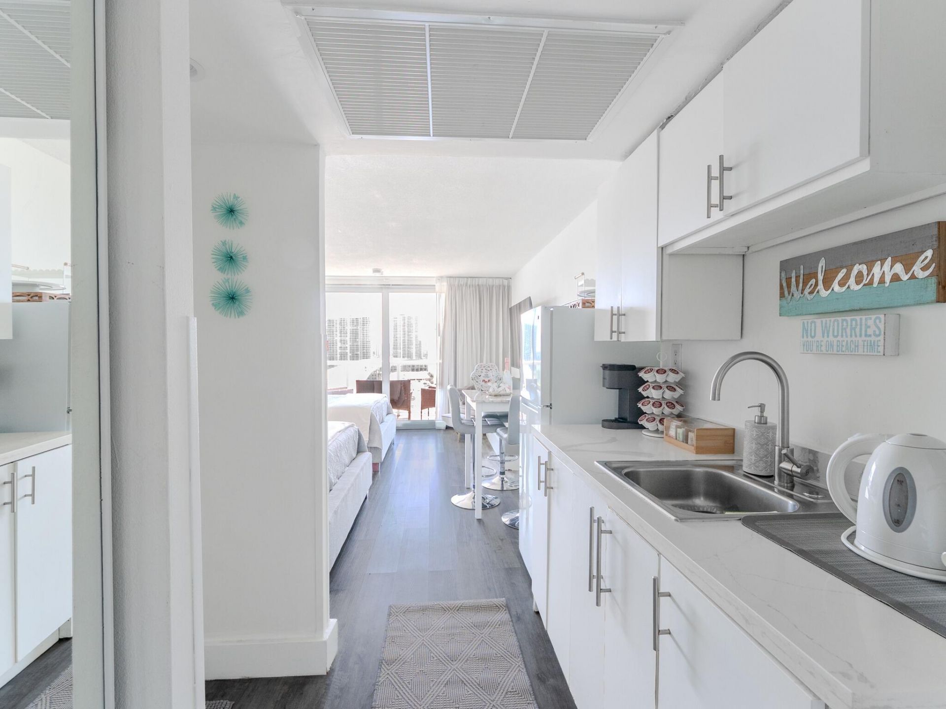 19201 Collins Avenue, Unit 1038, Sunny Isles Beach, FL 33160 Photo