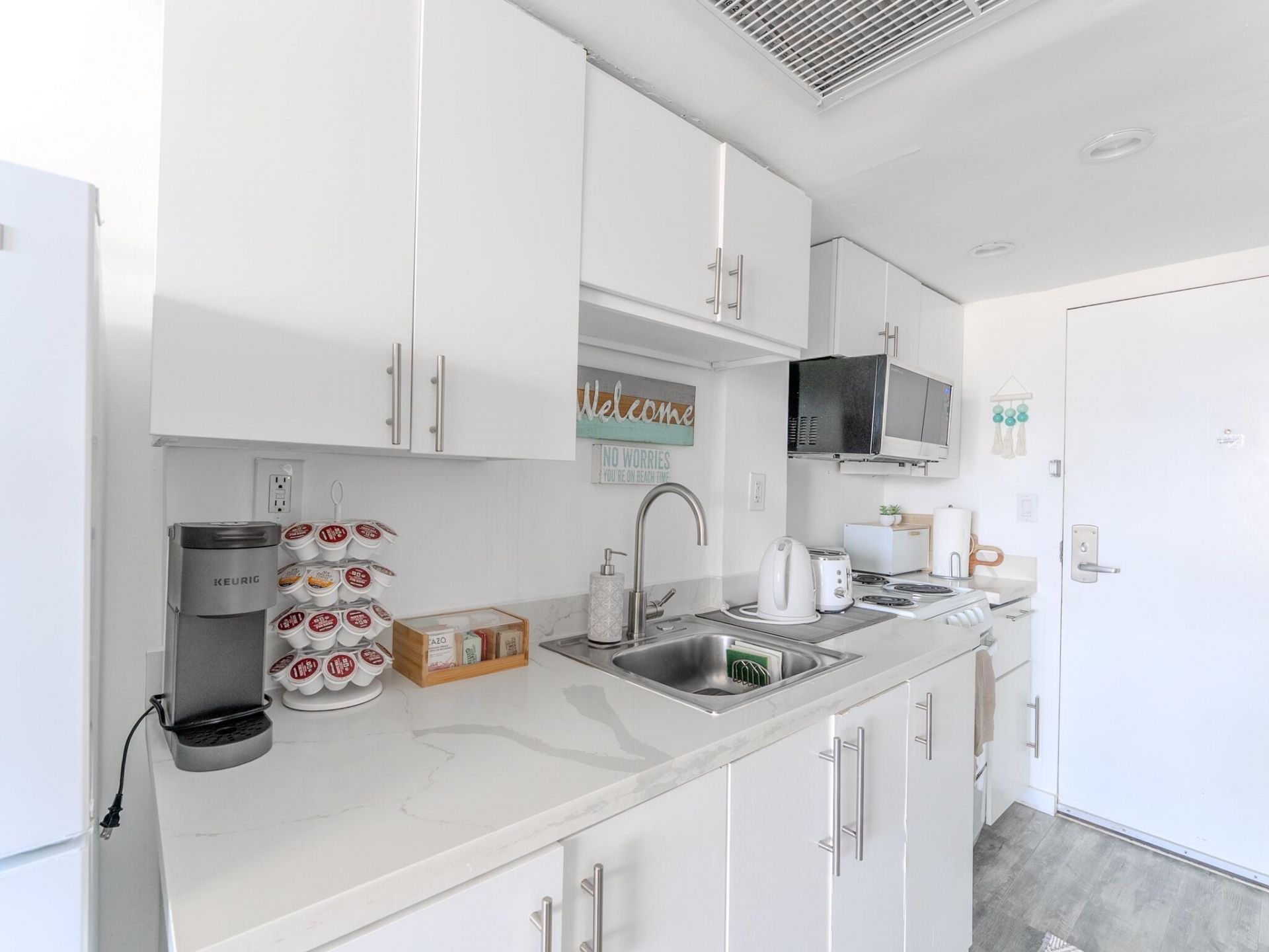 19201 Collins Avenue, Unit 1038, Sunny Isles Beach, FL 33160 Photo