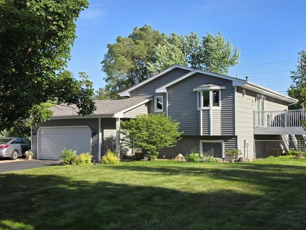 4444 101st Lane NE, Blaine, MN 55014