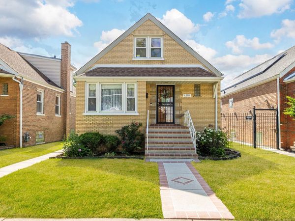 4354 S Komensky Avenue , Chicago, IL 60632
