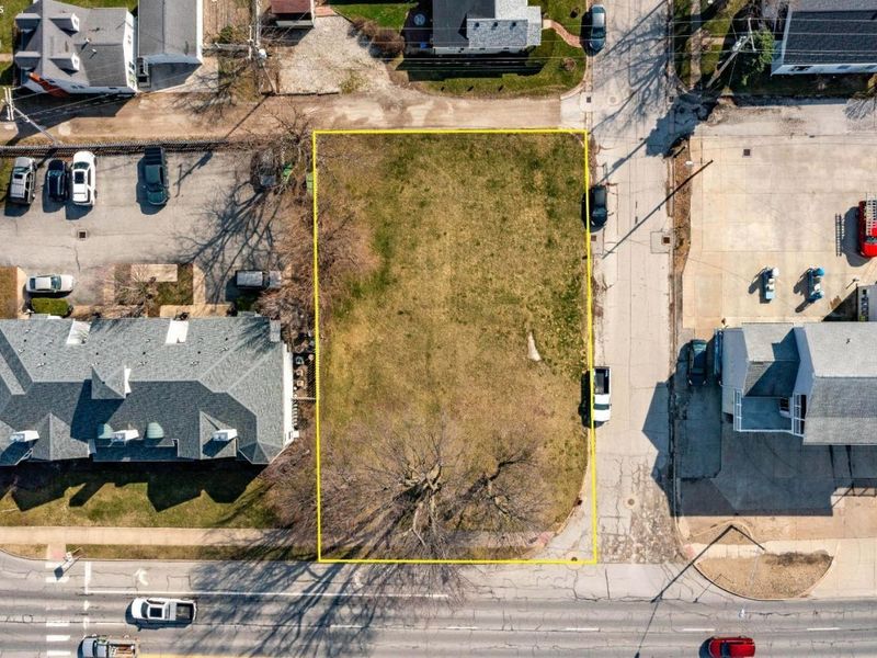 1506 E Perry Street, Port Clinton, OH 43452 Photo 4