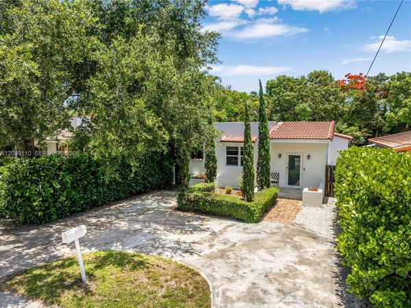 2209 SW 57th Ct , Miami, FL 33155