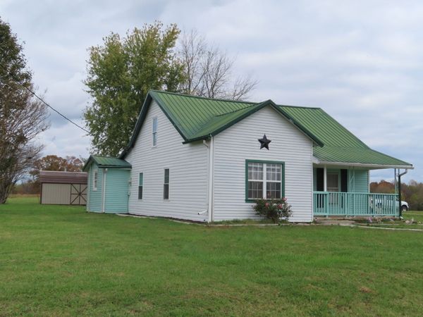 1263 Union Camp Rd , Lafayette, TN 37083