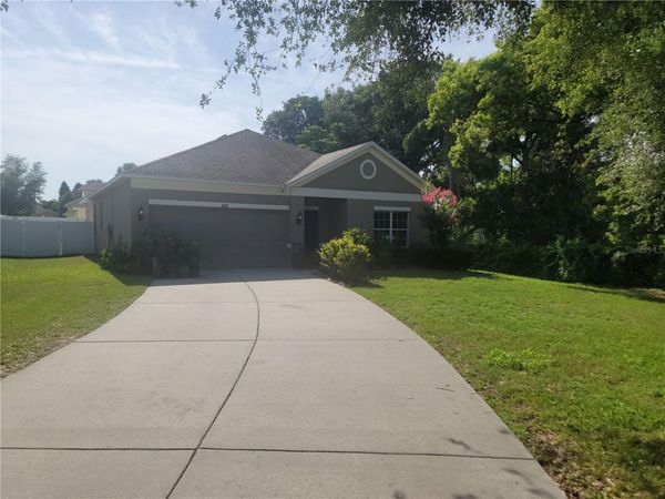 VALRICO, FL 33594