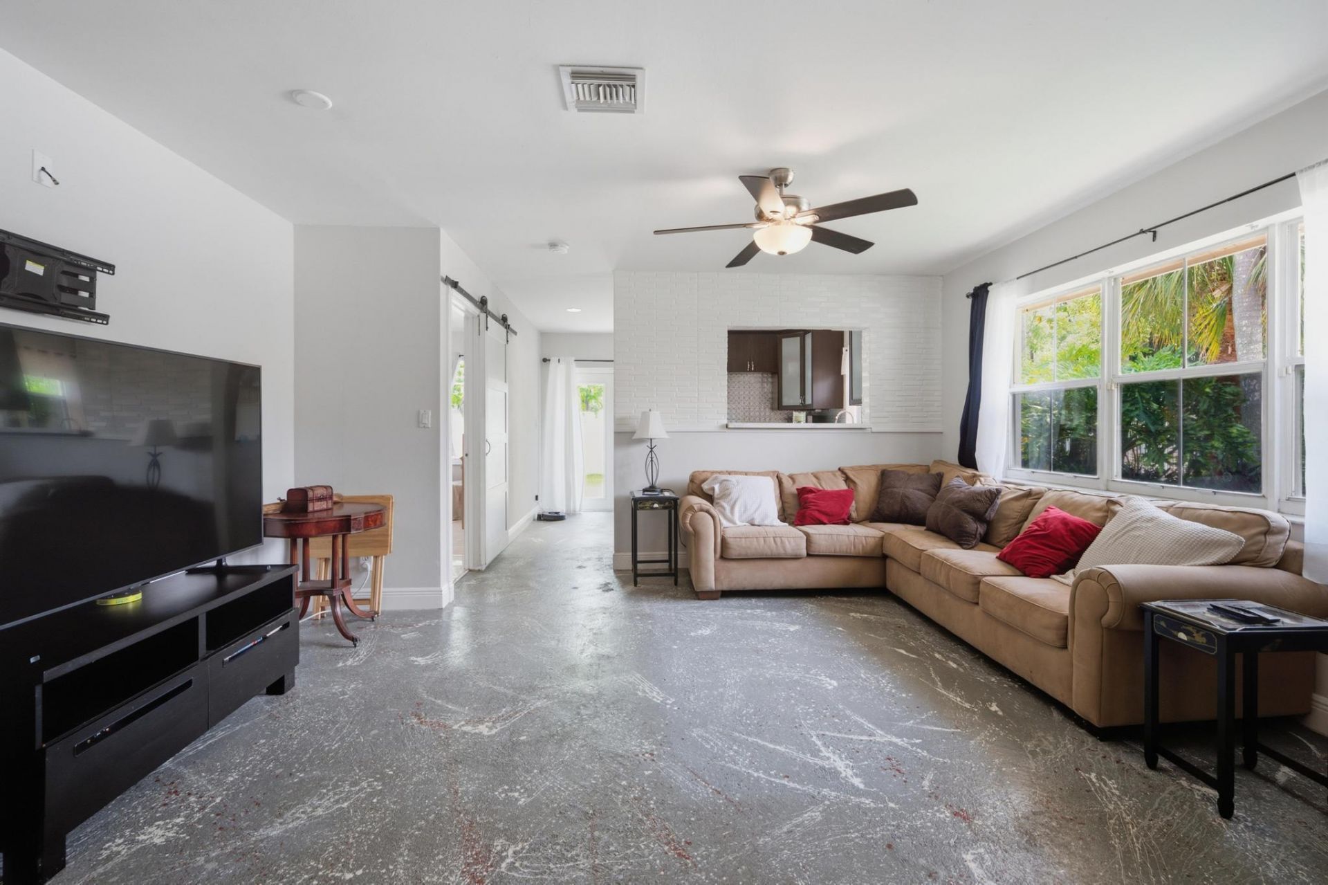 8417 NW 40th Court, Sunrise, FL 33351 Photo