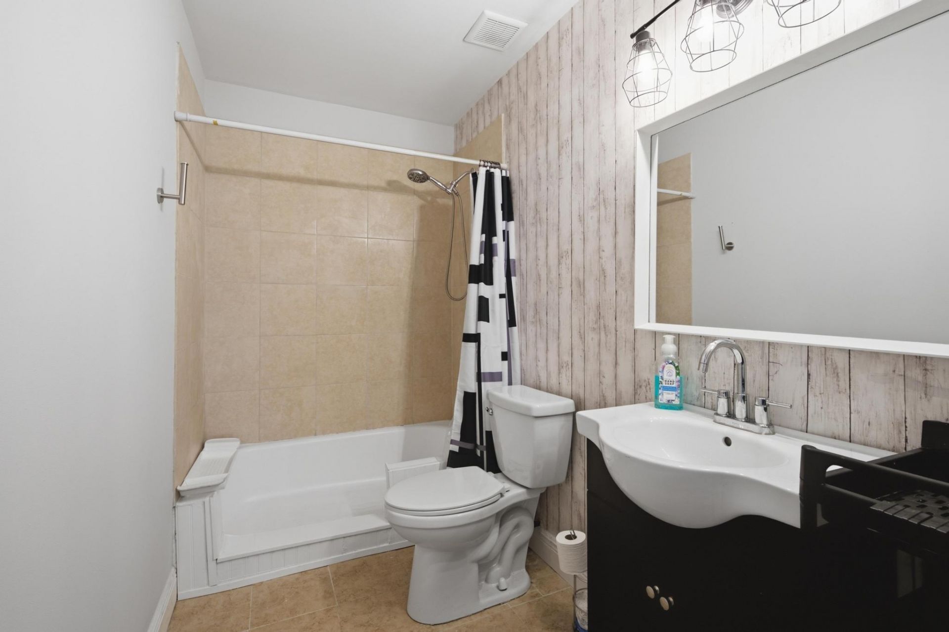 8417 NW 40th Court, Sunrise, FL 33351 Photo