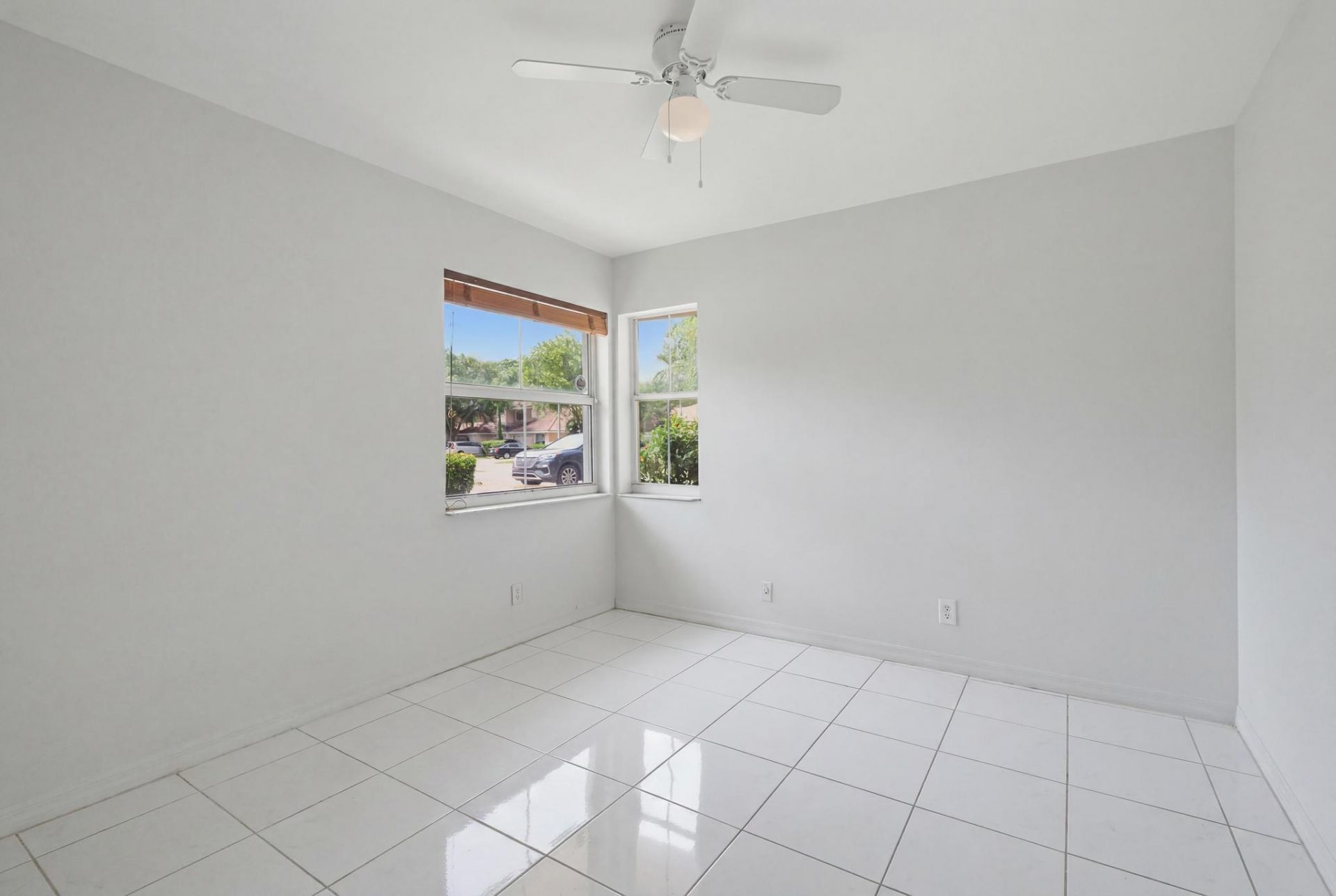 8417 NW 40th Court, Sunrise, FL 33351 Photo