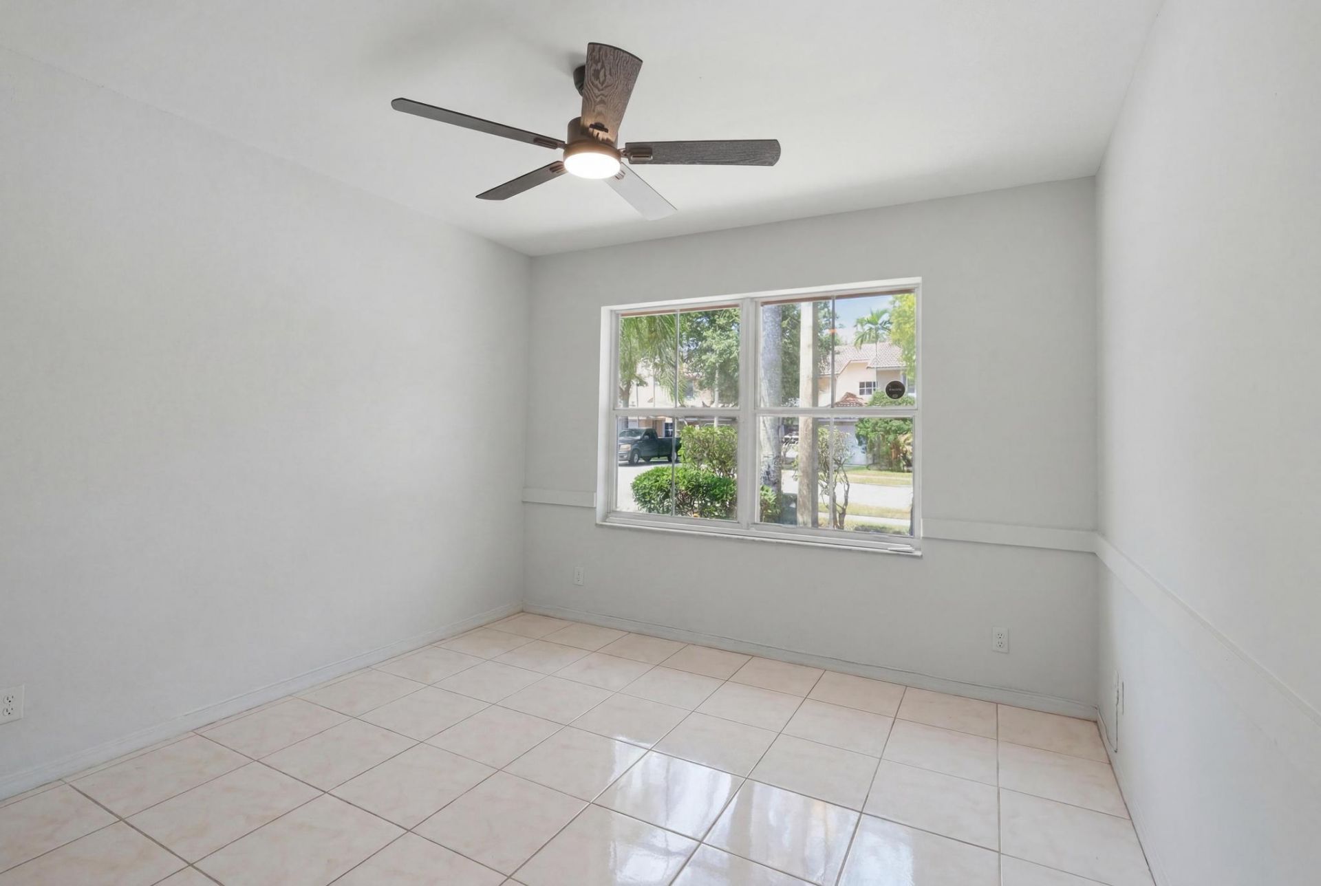 8417 NW 40th Court, Sunrise, FL 33351 Photo