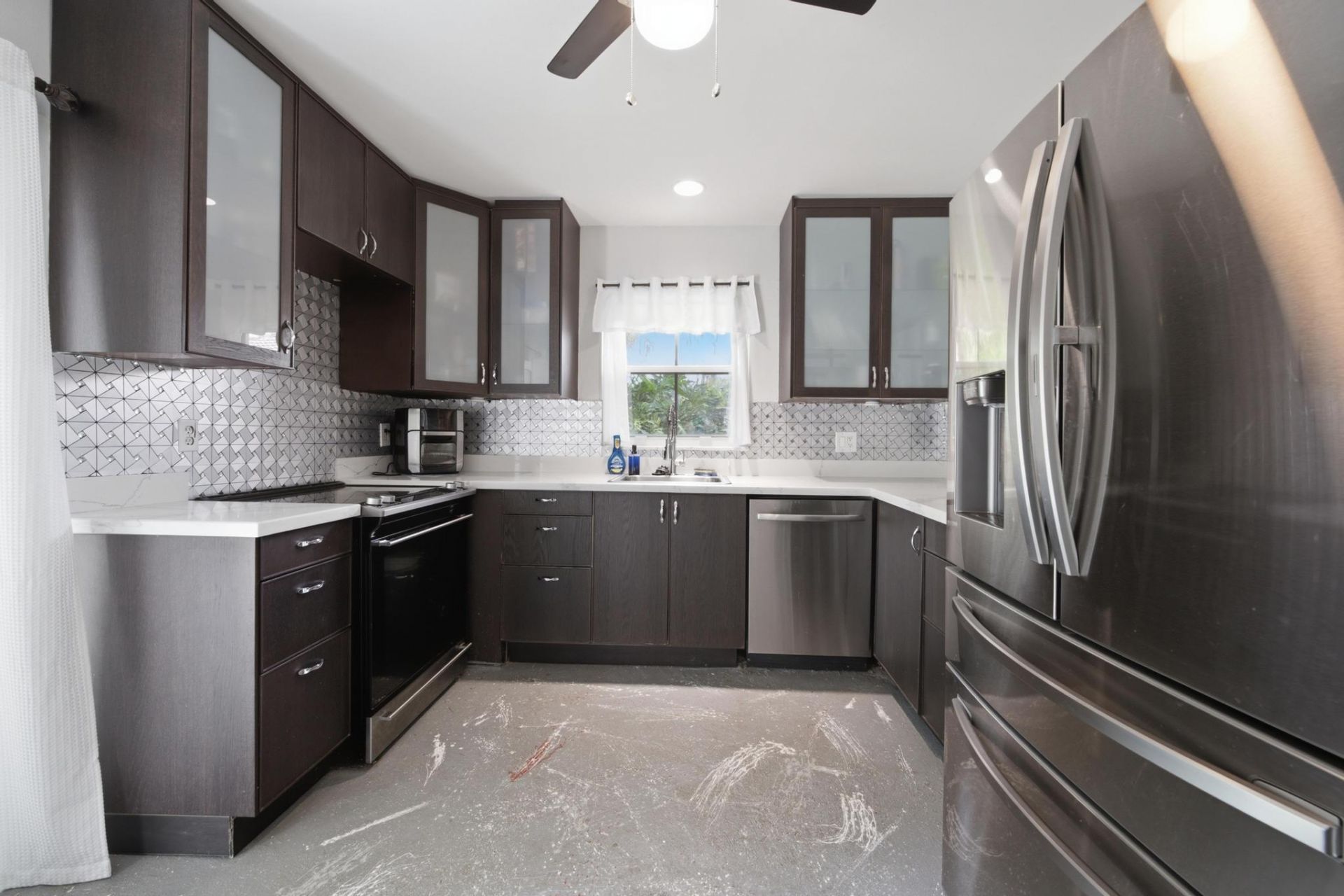 8417 NW 40th Court, Sunrise, FL 33351 Photo
