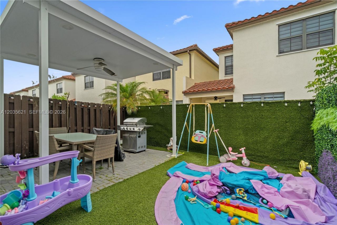 10294 NW 71st Ter , Doral, FL 33178 Photo