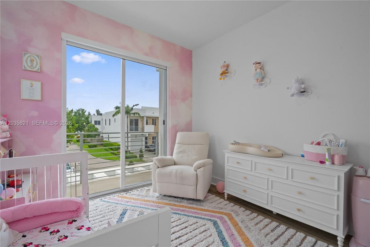 10294 NW 71st Ter , Doral, FL 33178 Photo