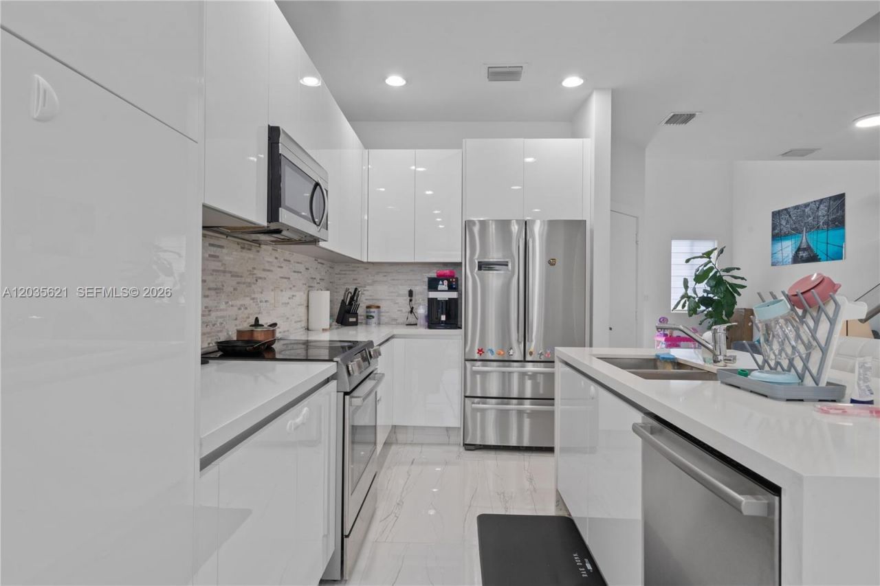 10294 NW 71st Ter , Doral, FL 33178 Photo