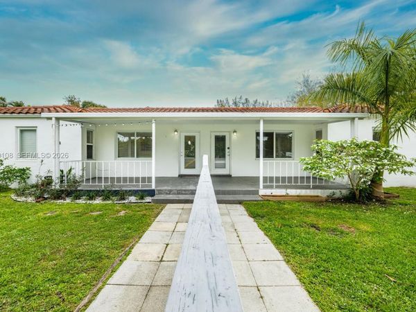 1029 NE 113 St, Unit South, Biscayne Park, FL 33161