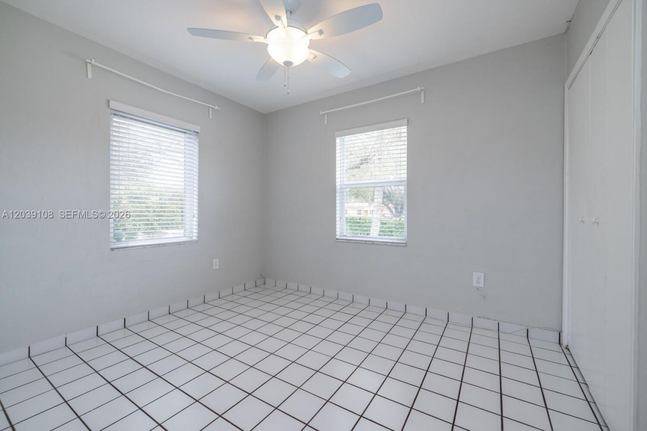 1029 NE 113 St, Unit South, Biscayne Park, FL 33161 Photo