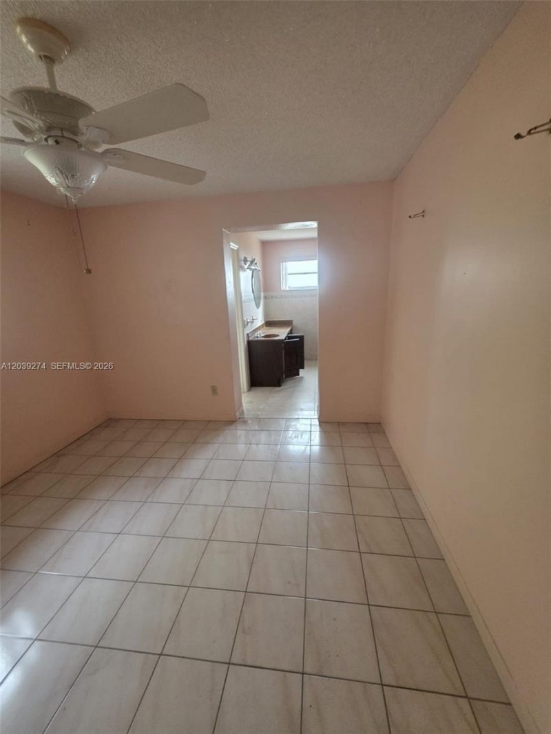 405 SE 4th Ave , Hialeah, FL 33010 Photo