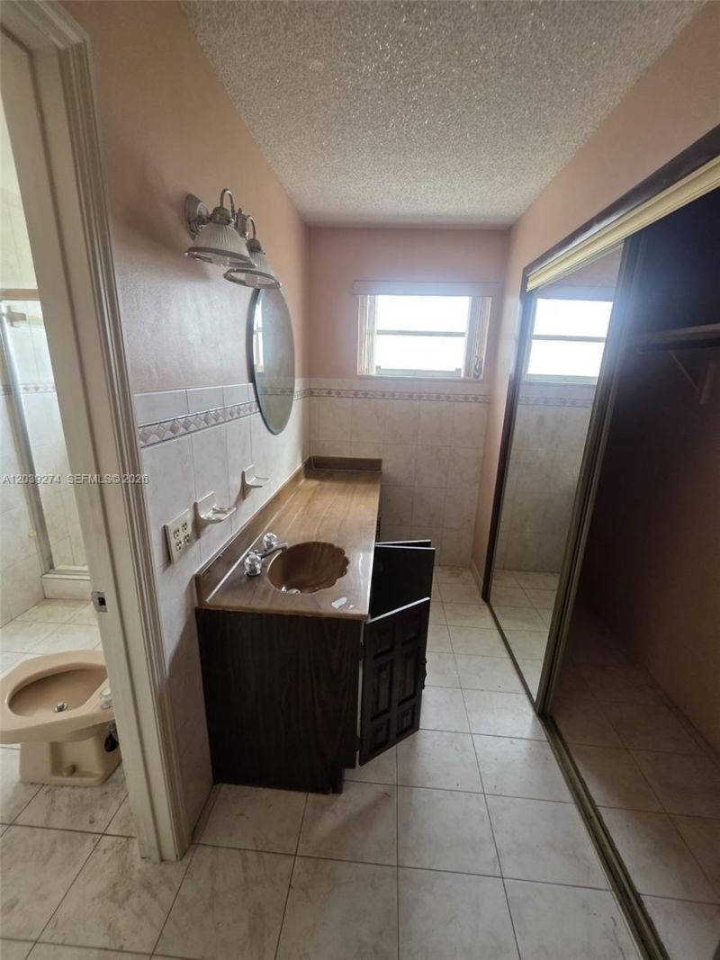 405 SE 4th Ave , Hialeah, FL 33010 Photo