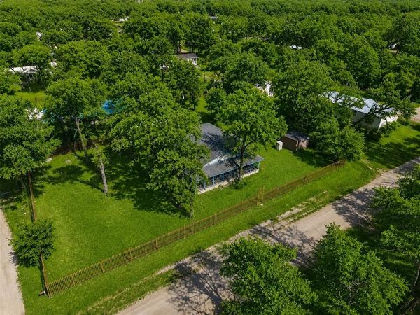 108 Blackfoot Drive , Mabank, TX 75156