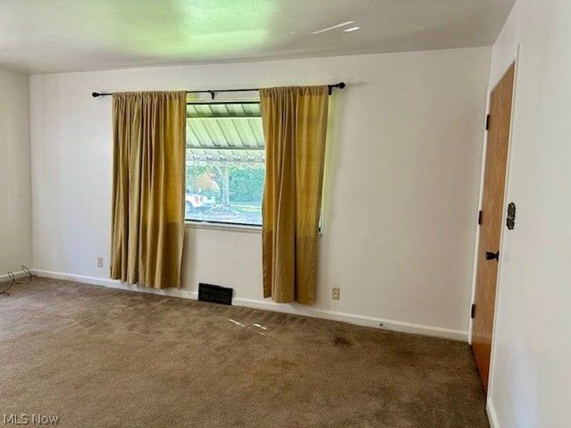 751 Thayer Street, Unit down, Akron, OH 44310 Photo 4