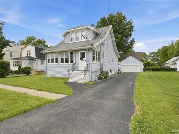 3662 6th Street , Buffalo, NY 14219