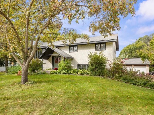5934 Main Street W, Maple Plain, MN 55359