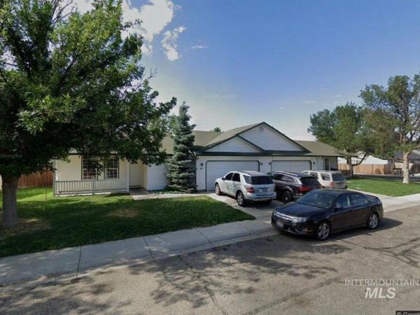 9871 S Mesquite Ct, Boise, ID 83704